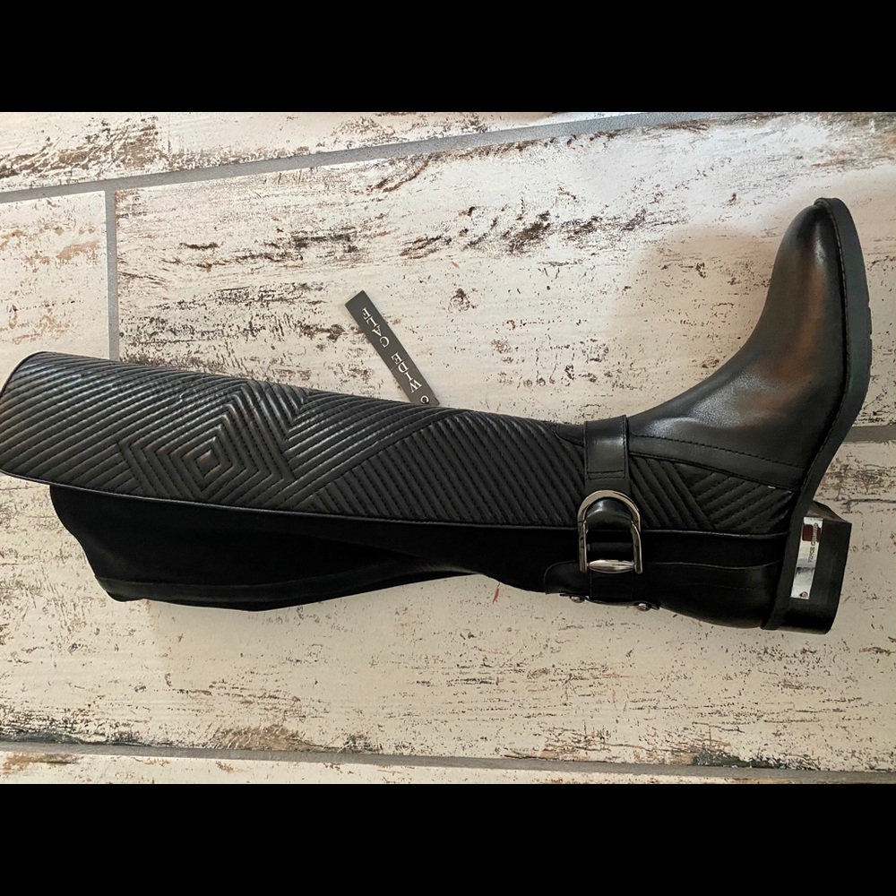 Vince Camuto blk boot